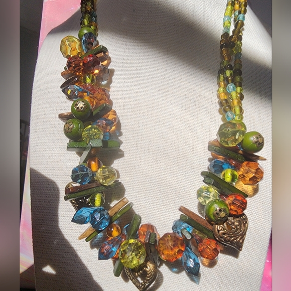 Boho Green, Brown,Blue beads w wood and hearts choker necklace - Picture 4 of 8